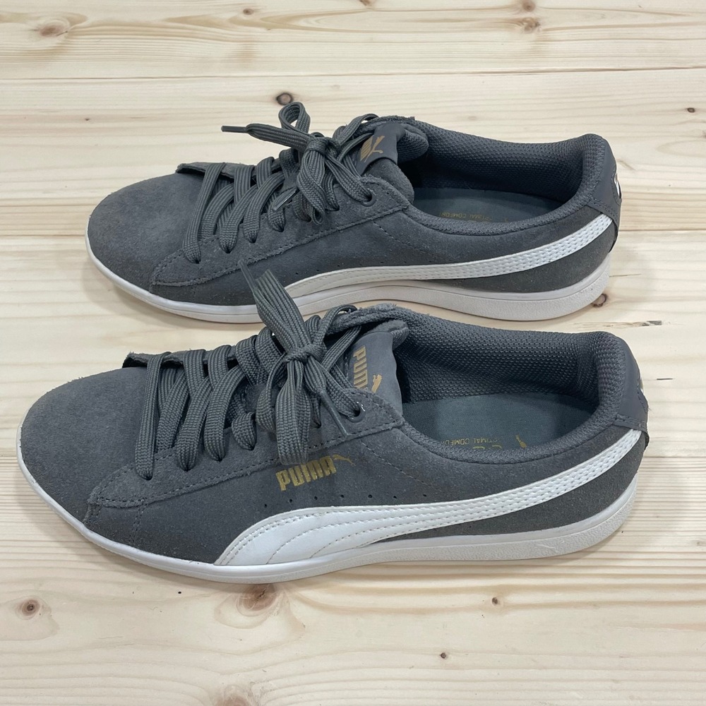 Puma Vikky Sneakers Women 7.5 Grey Suede Low Top Lace Up 370204-04